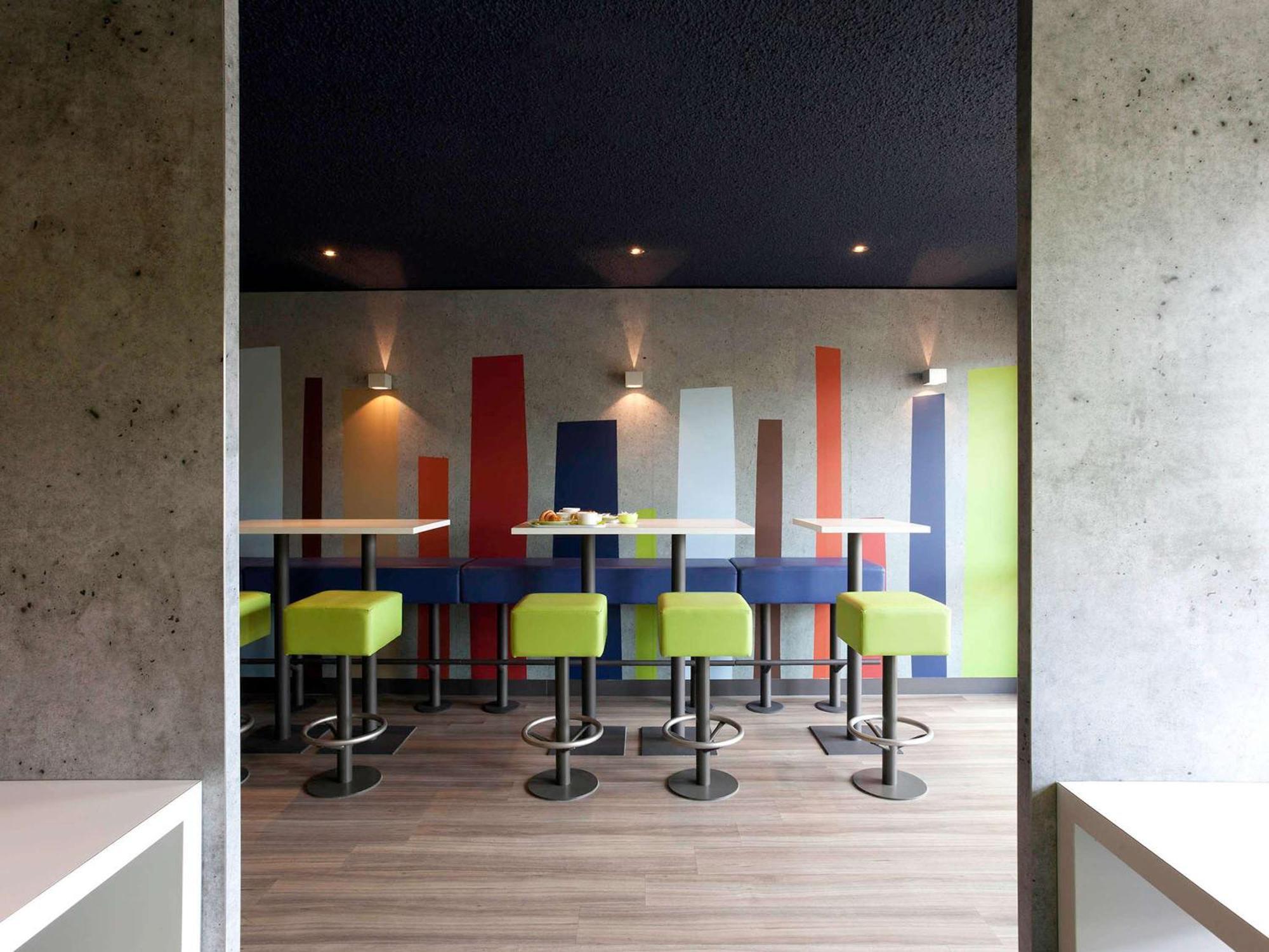 Ibis Budget Tarbes Dış mekan fotoğraf