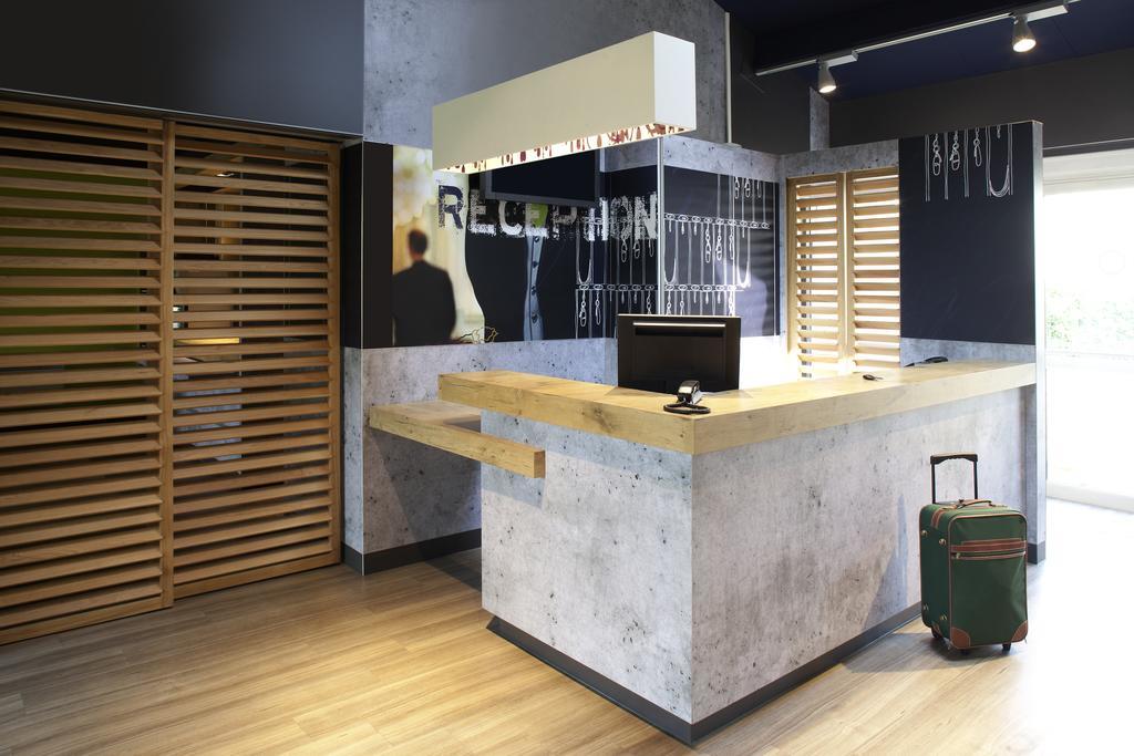 Ibis Budget Tarbes Dış mekan fotoğraf