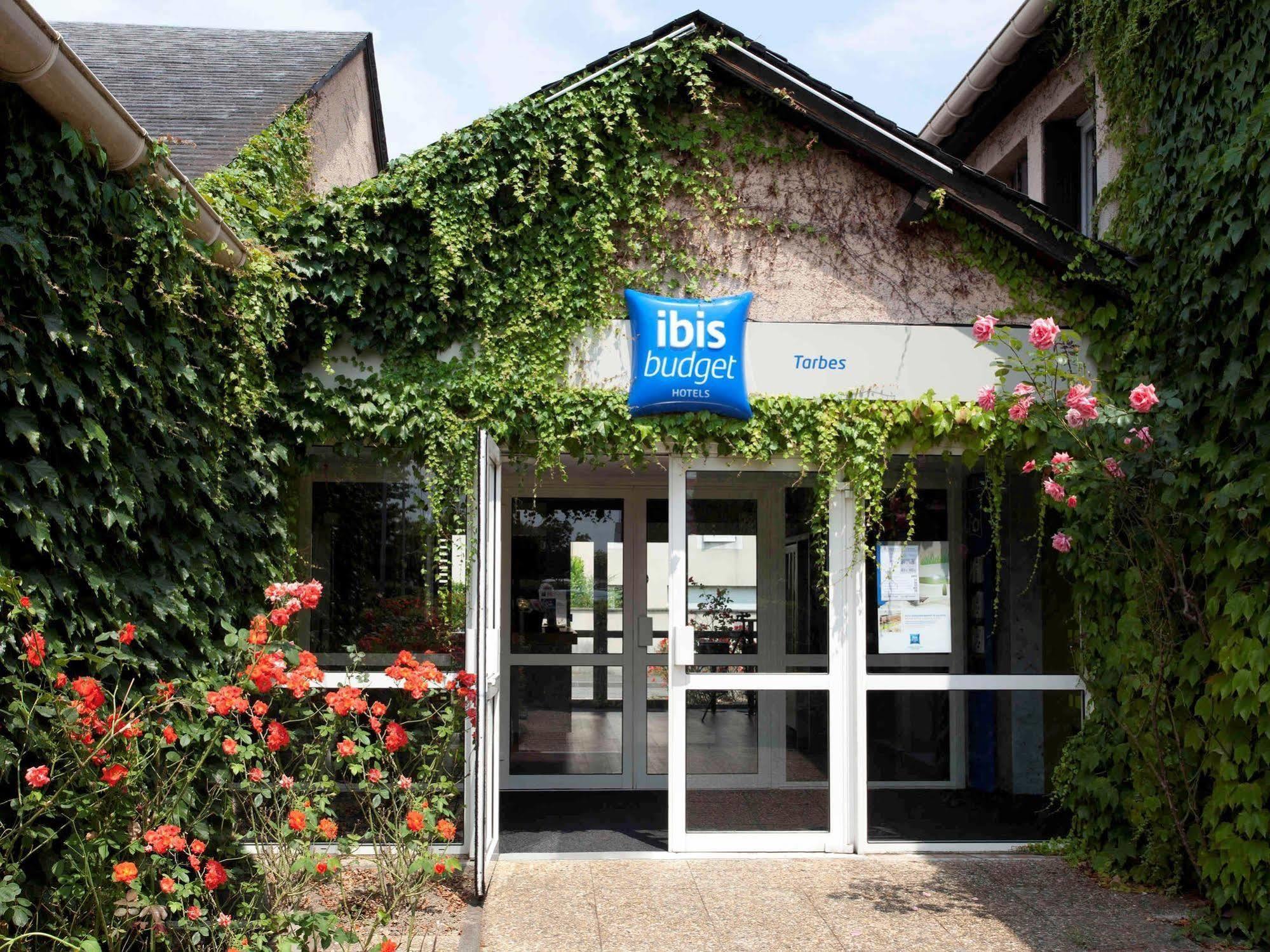 Ibis Budget Tarbes Dış mekan fotoğraf